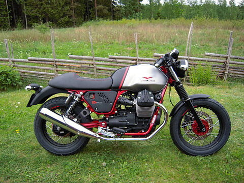 Moto Guzzi V7 Racer ABS/MGTC - 2016