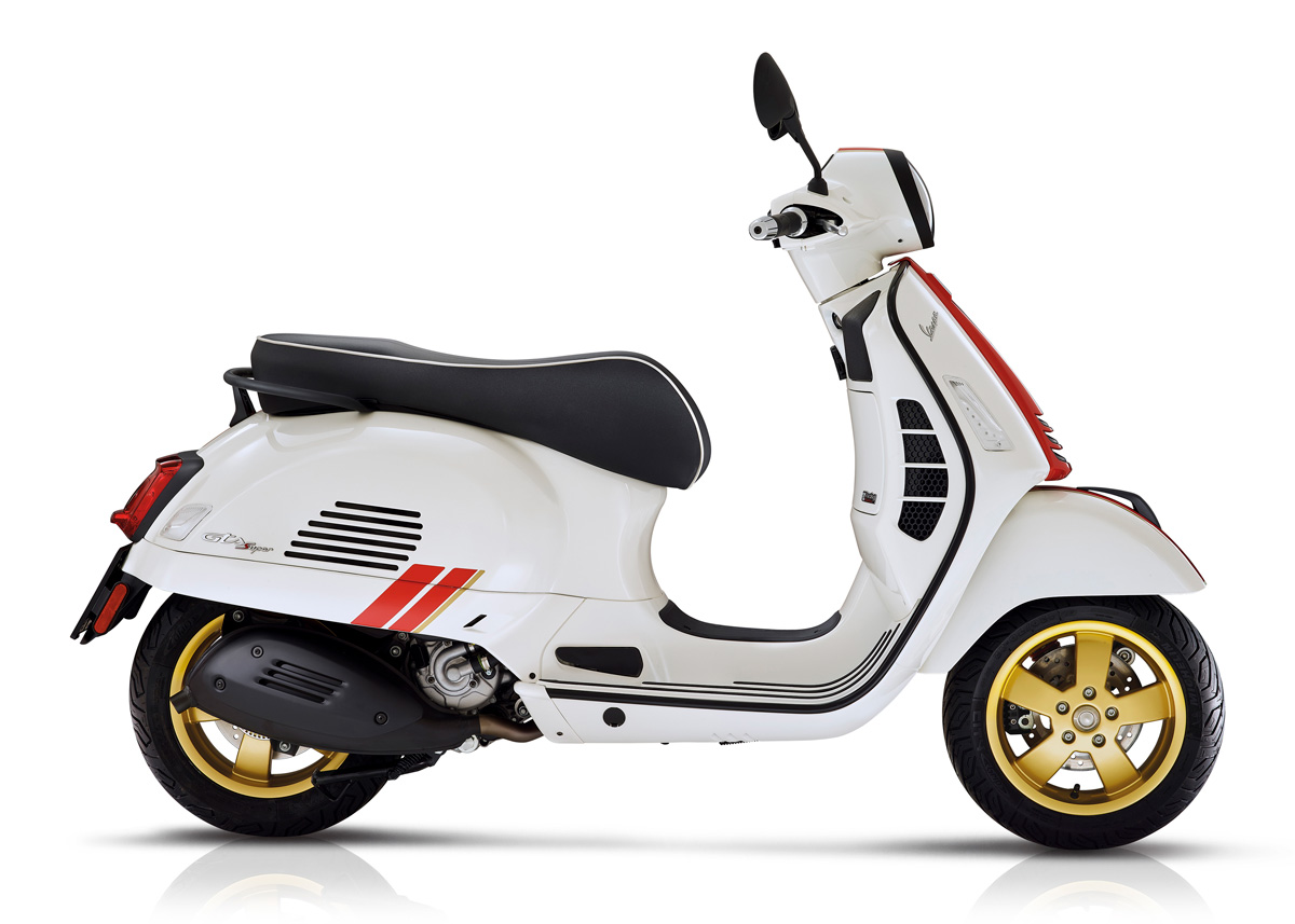 Vespa GTS 300 Super Racing Sixties - 2020