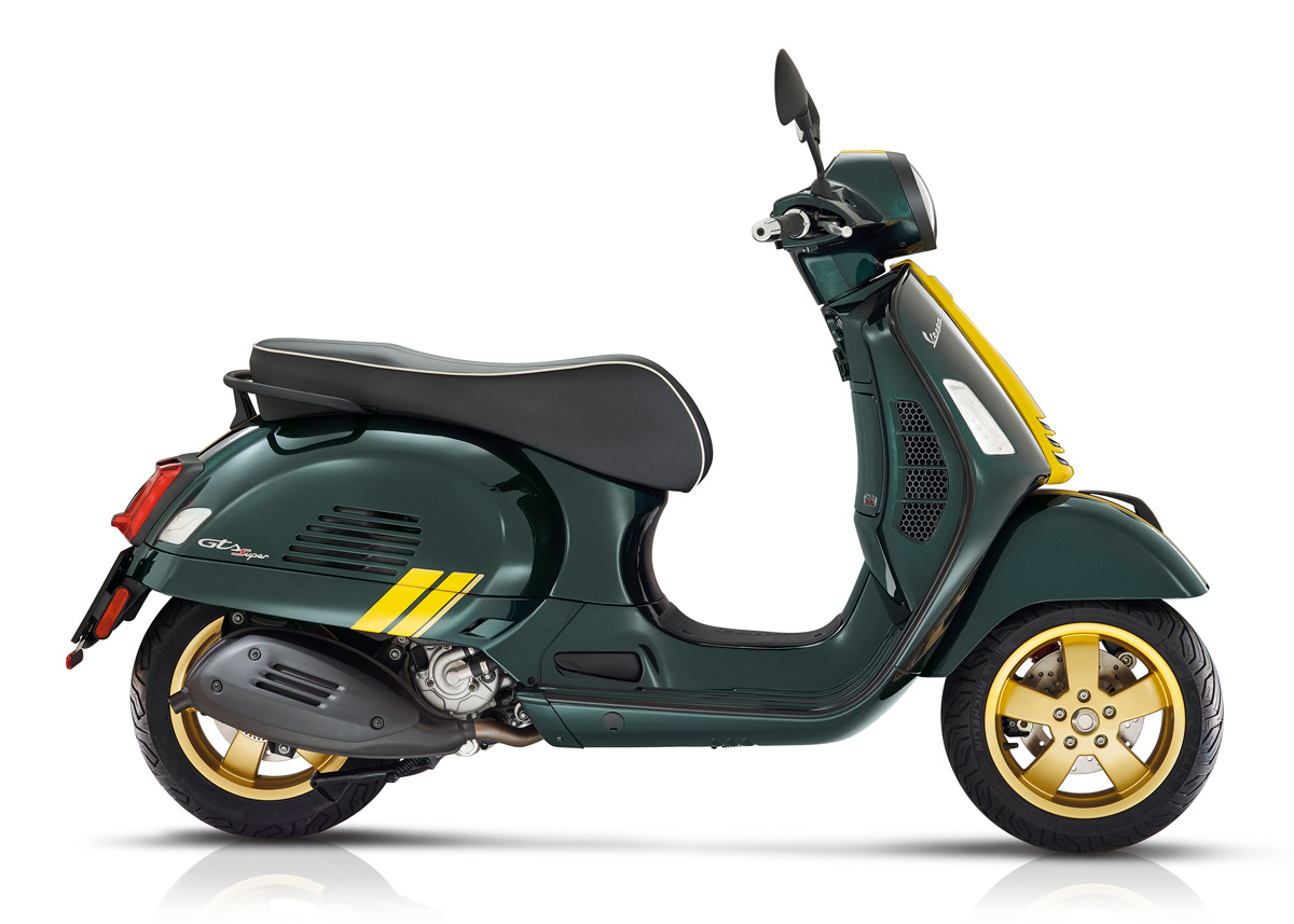 Vespa GTS 300 Super Racing Sixties - 2021