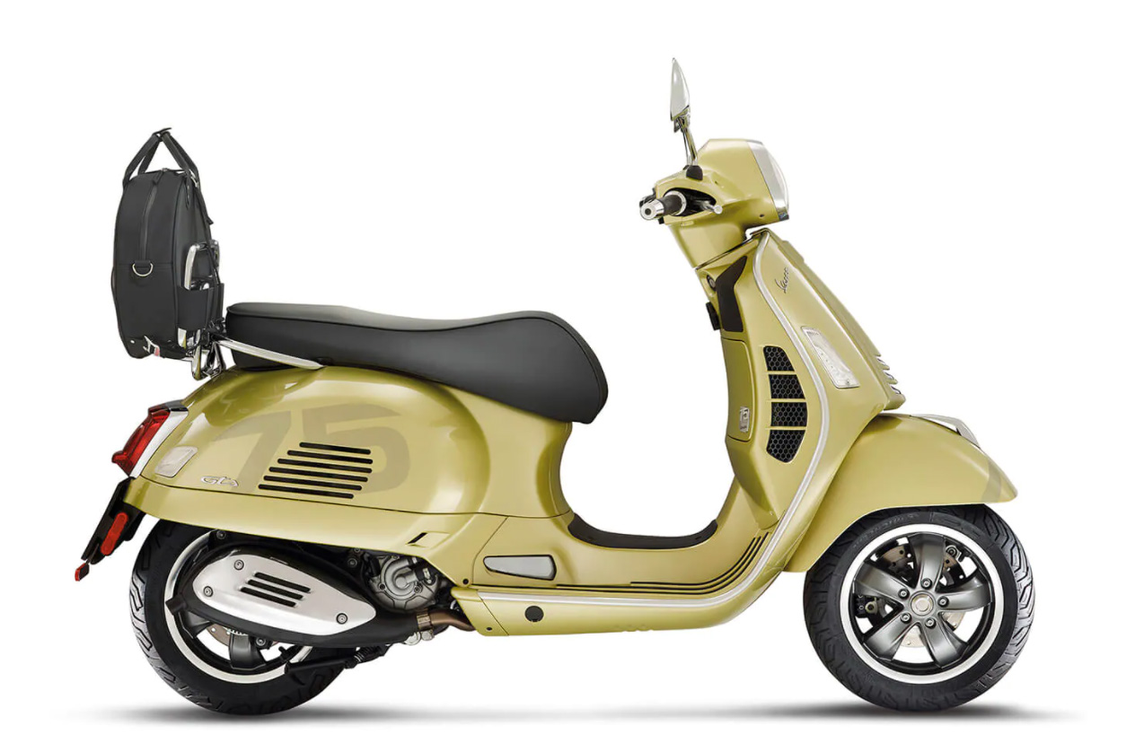 Vespa GTS 300 75th Anniversary - 2021