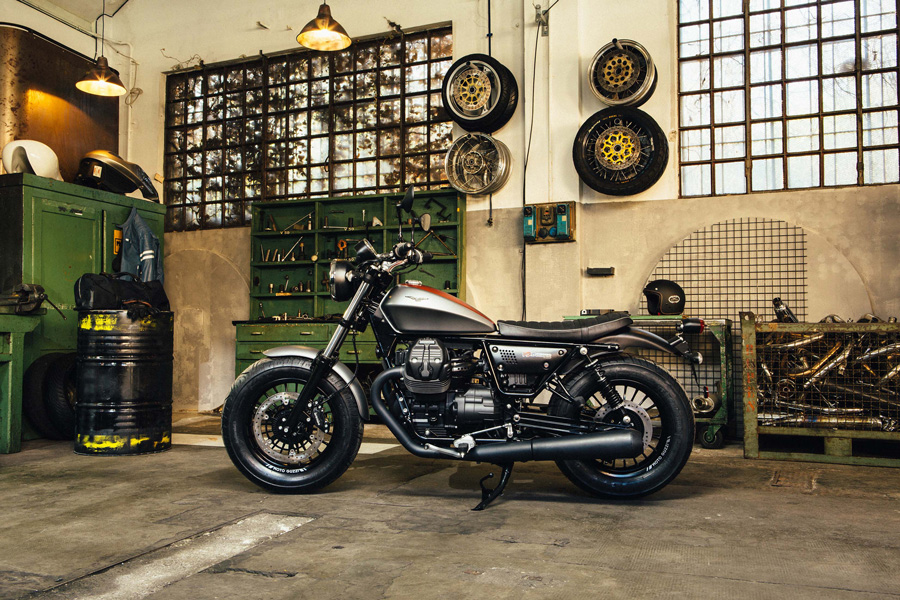 Moto Guzzi V9 Bobber - 2016 - 11