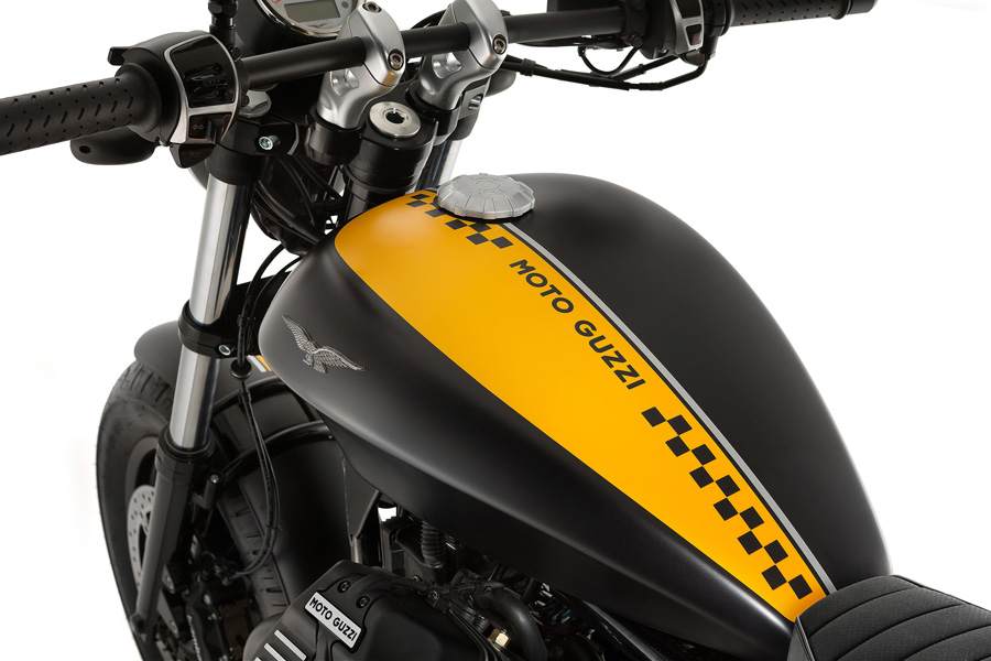 Moto Guzzi V9 Bobber - 2016 - 5