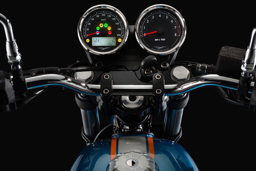 Moto Guzzi V7 III Special - 2020 - 6