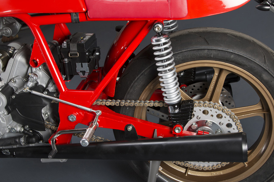 Magni Filo Rosso Naked - 2014 - 8