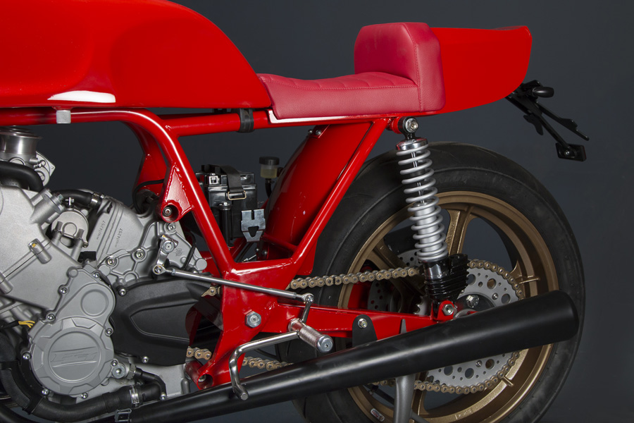 Magni Filo Rosso Naked - 2014 - 7
