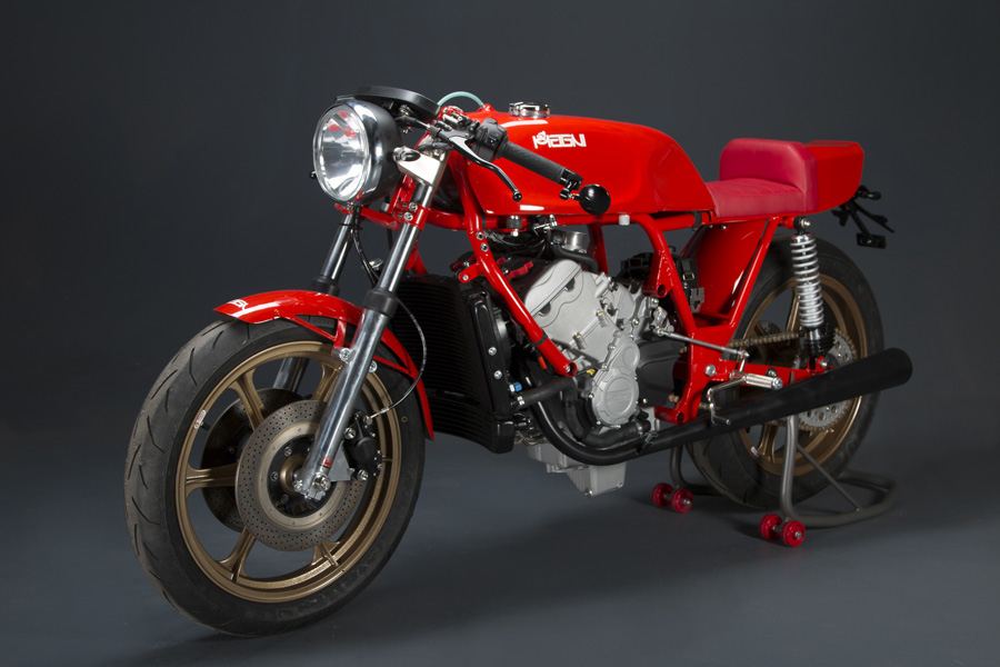 Magni Filo Rosso Naked - 2014 - 3