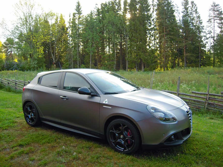Alfa Romeo Giulietta QV Launch Edition - 2015 