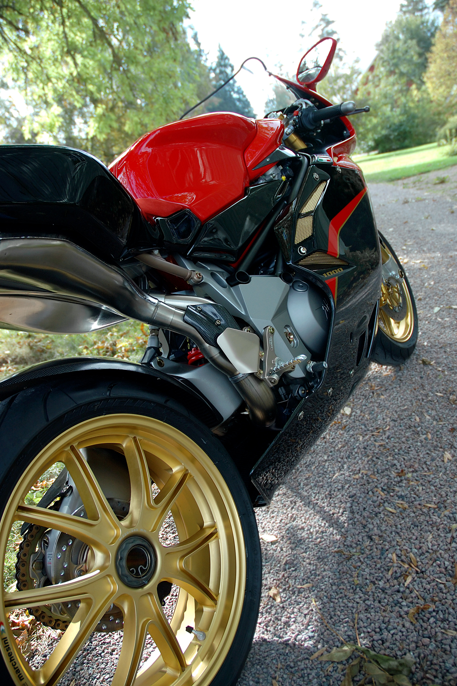 Sep 2026: MV Agusta superklassiker säljes! - 9