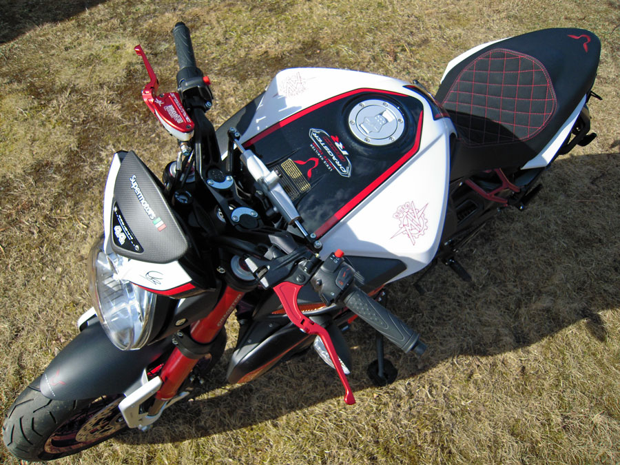 MV Agusta Dragster 800 RR Lewis Hamilton - 2016 (såld) - 4
