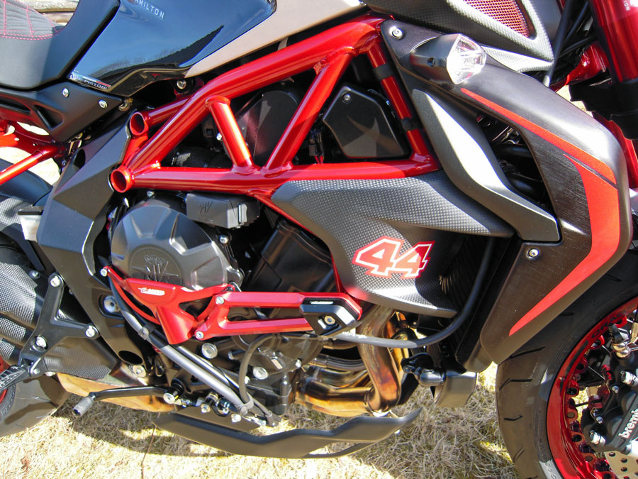 MV Agusta Dragster 800 RR Lewis Hamilton - 2016 (såld) - 11