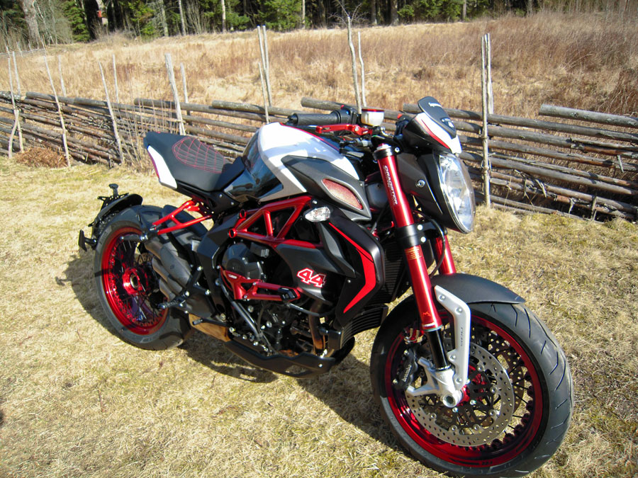MV Agusta Dragster 800 RR Lewis Hamilton - 2016 (såld)