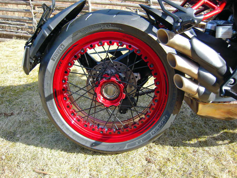 MV Agusta Dragster 800 RR Lewis Hamilton - 2016 (såld) - 5