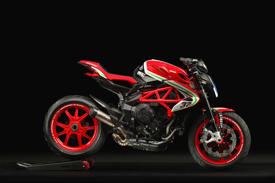 Nov 2018: MV Agusta - Reparto Corse! - 4