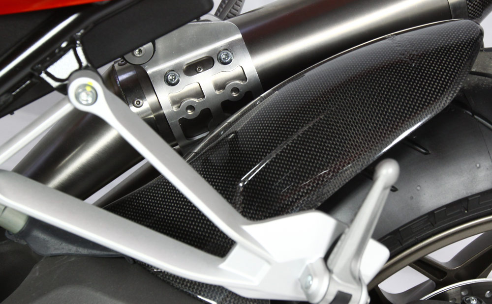 Rear fender