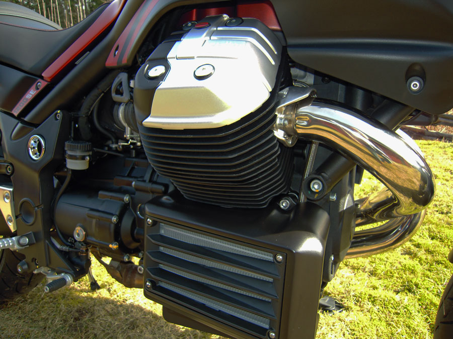 Moto Guzzi Griso 1200 8V SE - 2016 (såld) - 2