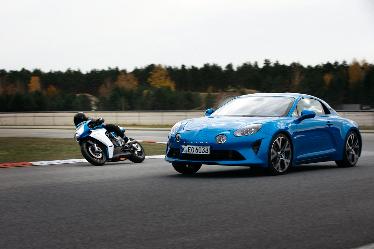 MV Agusta Superveloce Alpine - 2020 - 14