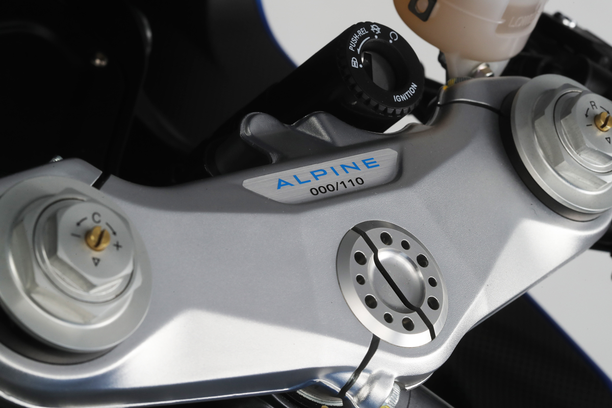 MV Agusta Superveloce Alpine - 2020 - 10