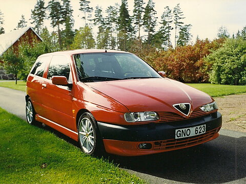 Alfa Romeo 145 QV - 1997