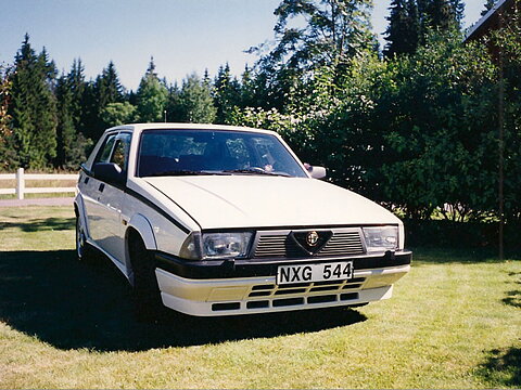 Alfa Romeo 75 TS 2.0 - 1988