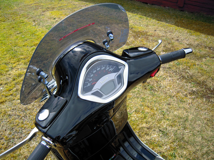 Vespa GTS 300 Super Eleganza - 2023 (såld) - 3
