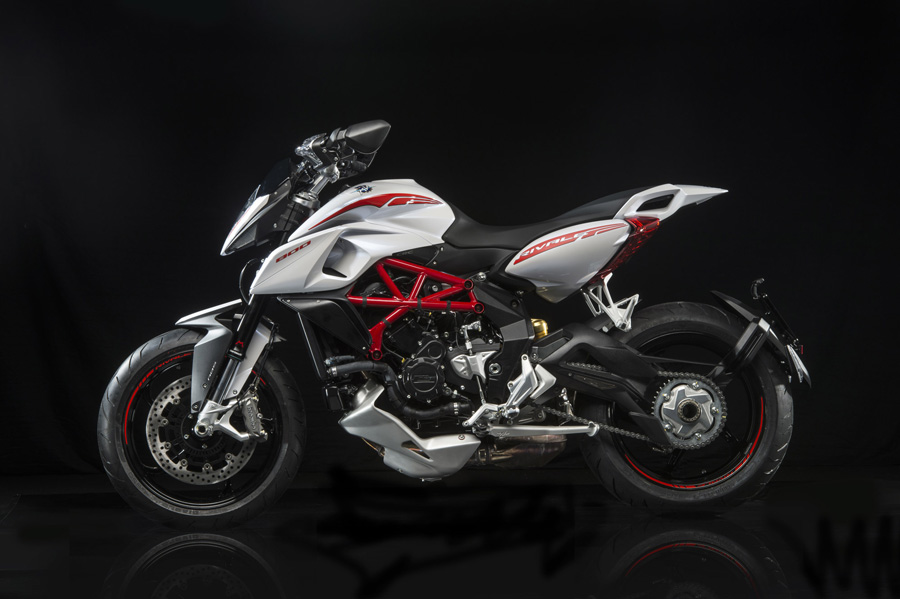 MV Agusta Rivale 800 - 2014/2016 - 6