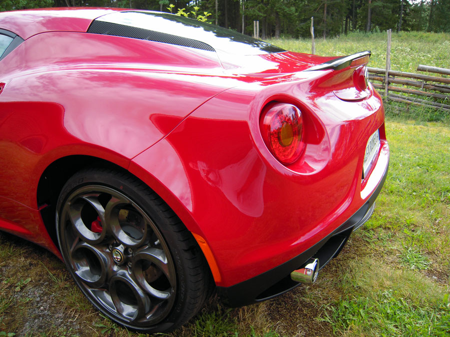 Alfa Romeo 4C Launch Edition - 2014 - 5