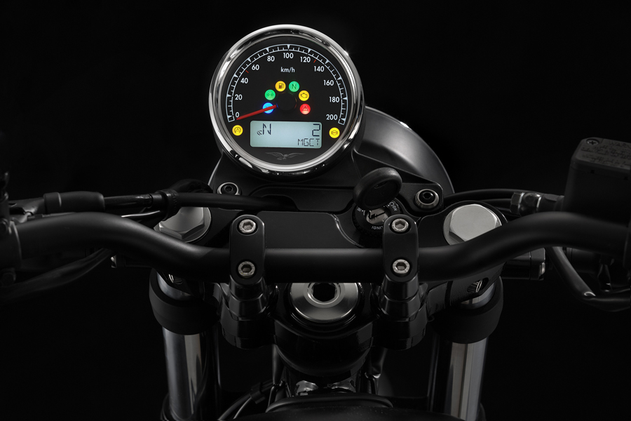 Moto Guzzi V7 III Stone - 2018 - 3