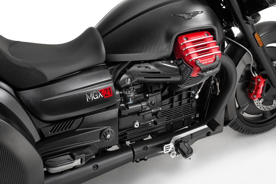 Moto Guzzi MGX-21 - 2018 - 7