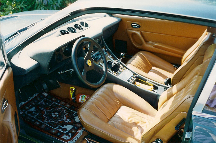 Ferrari 365 GT4 2+2 - 1976 - 3