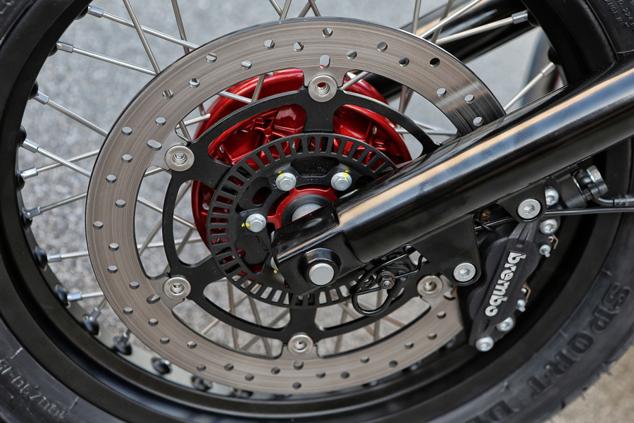 Moto Guzzi V7 II Racer - 2013 - 10
