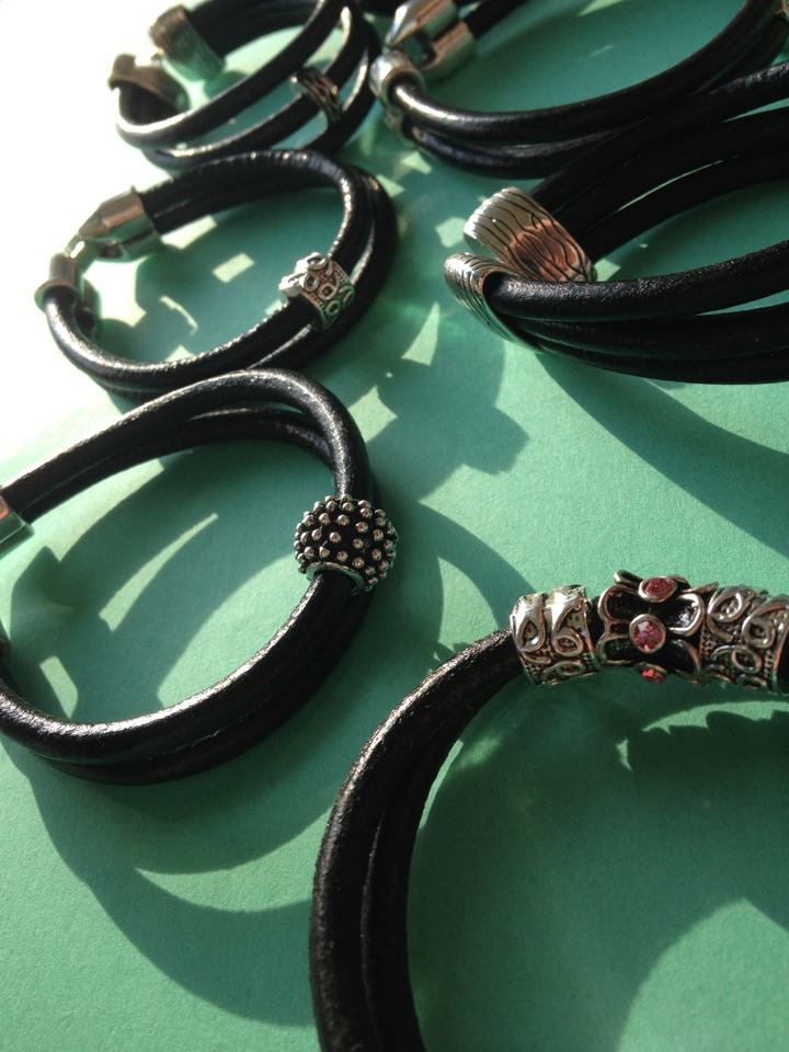 läderarmband