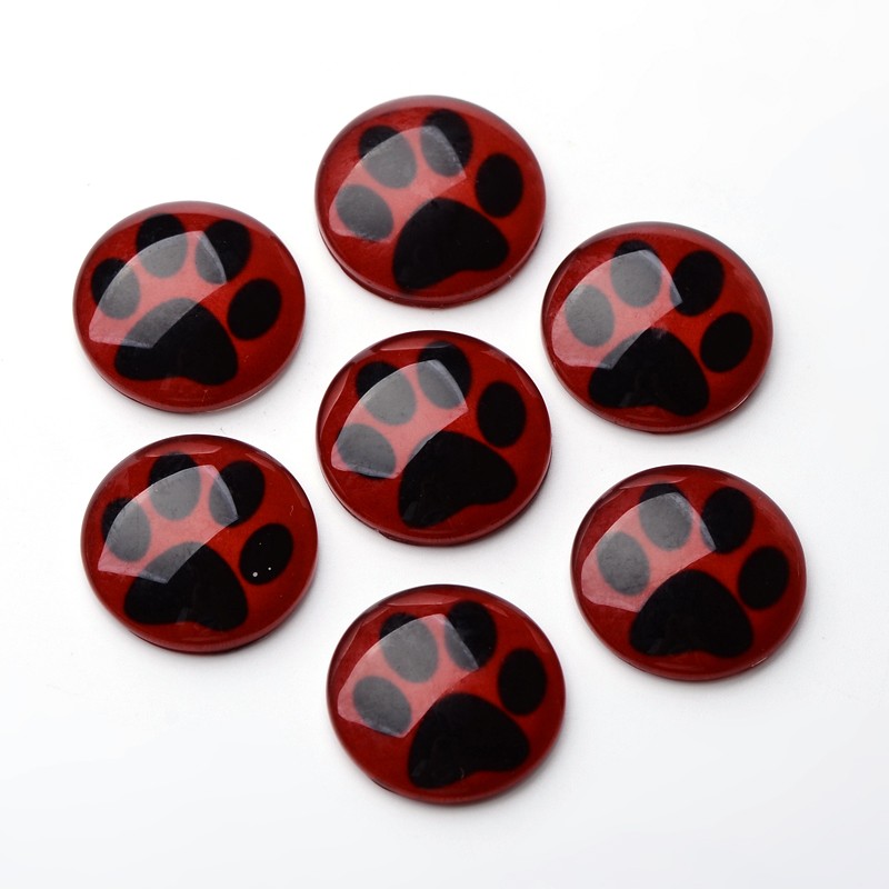 Cabochon in glass   Glows in the dark, paws 10mm - 2