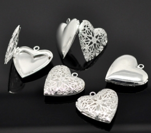 Charm - heart photo cabochon setting