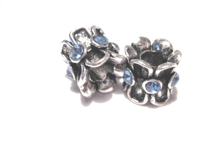 Bead / pendant- antiquesilver m. rhinestones,ltblue