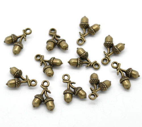 Charm  Bronze -  Acorns