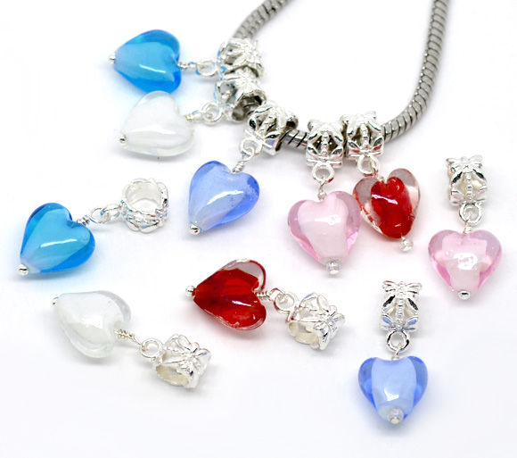 Bead / pendant- hearts lampwork
