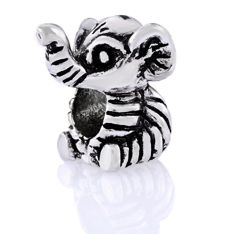 Bead / pendant-- elephant kid