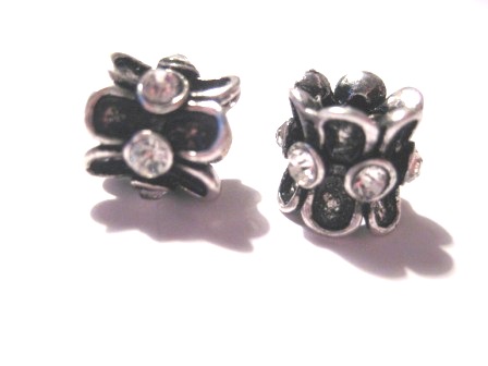 Bead / pendant- antiquesilver m. rhinestones,clear