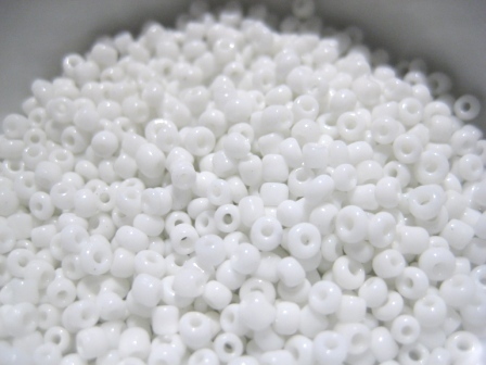 Seedbeads -Vit 11/0 2mm