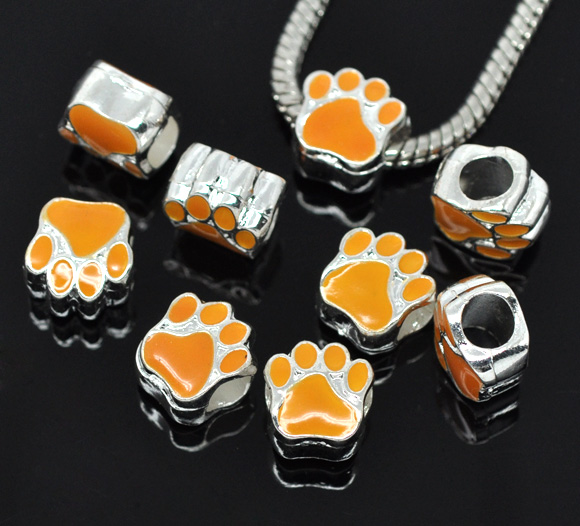 Bead / pendant- paw orange