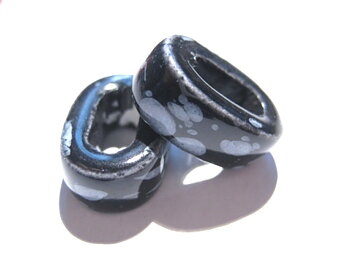 Ceramic Bead - Oval Svart 19x13mm