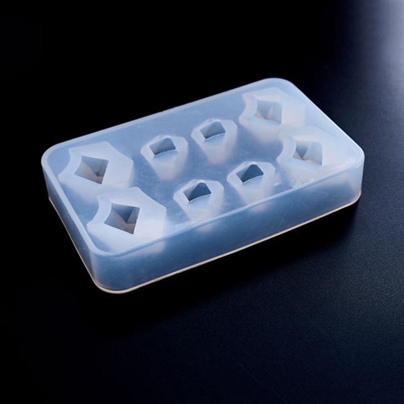 Silicone Resin  Diamonds 8pcs in one