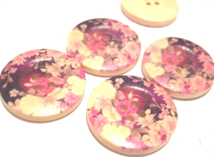 Träknappar, 25mm, Pink flowers