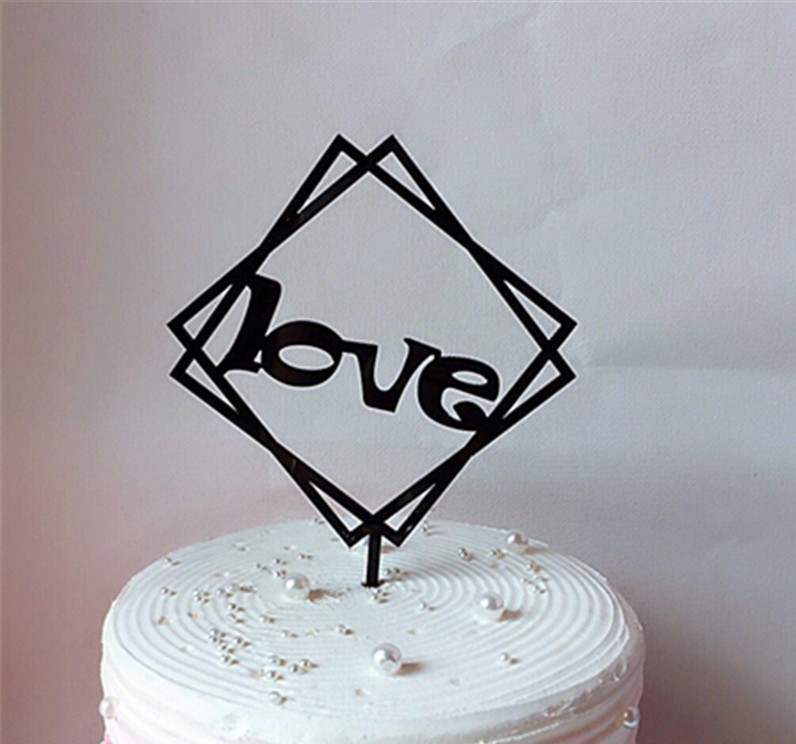 Cake Topper / Tårtdekoration i akryl -  Love, svart