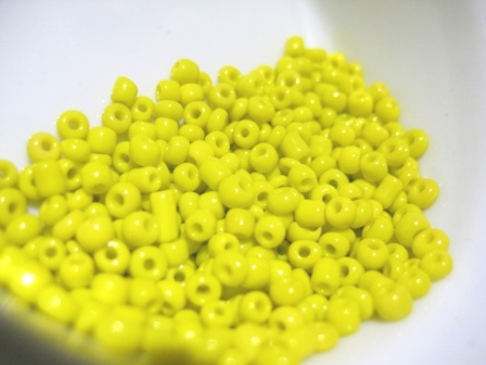 Seedbeads - senapsgul 2-3mm