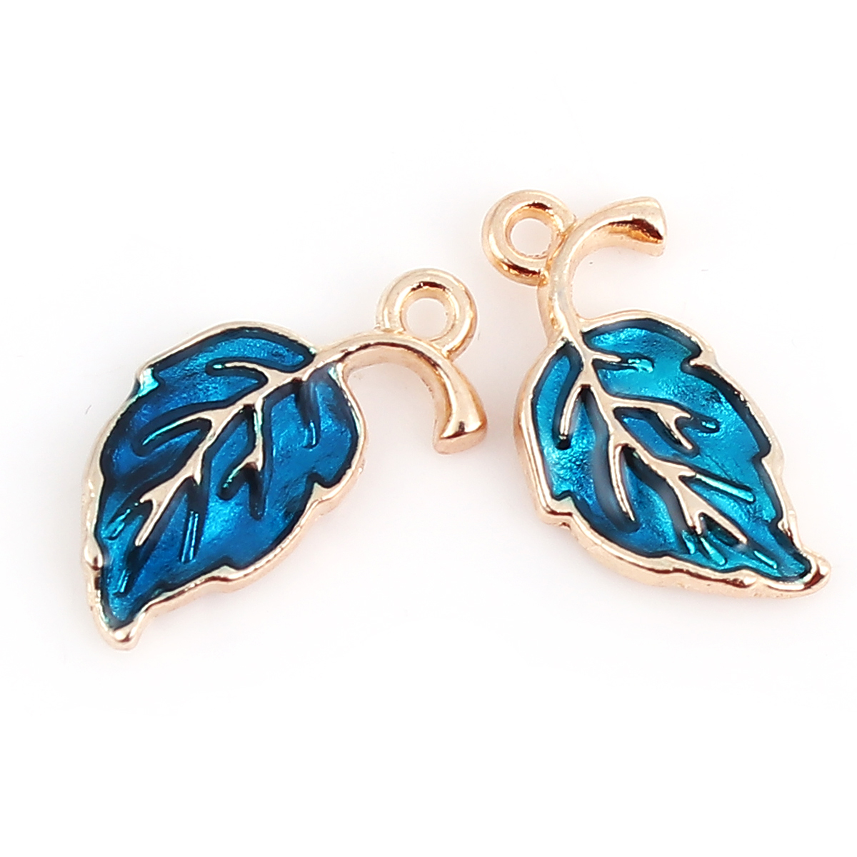 Charm   Enameld leaf blue