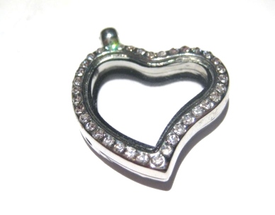 Floating Memory pendant heart rhinestone silver