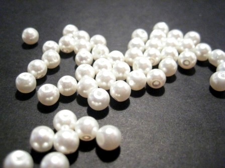 Vaxade Glaspärlor , 6mm Vit - 4