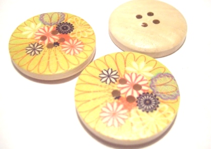 Wood buttons, 30mm  Flowerpower