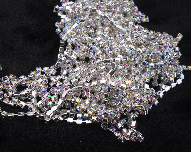 Rhinestone Chain - Clear , 4mm - 3
